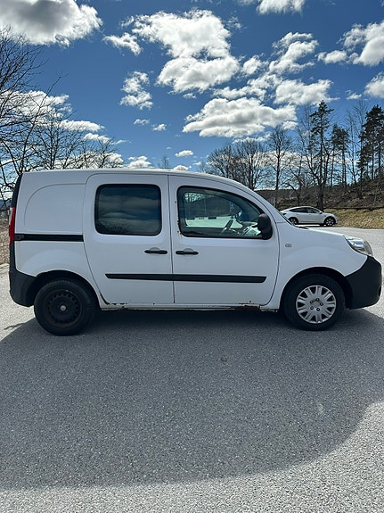 Renault Kangoo Express 13 of 22
