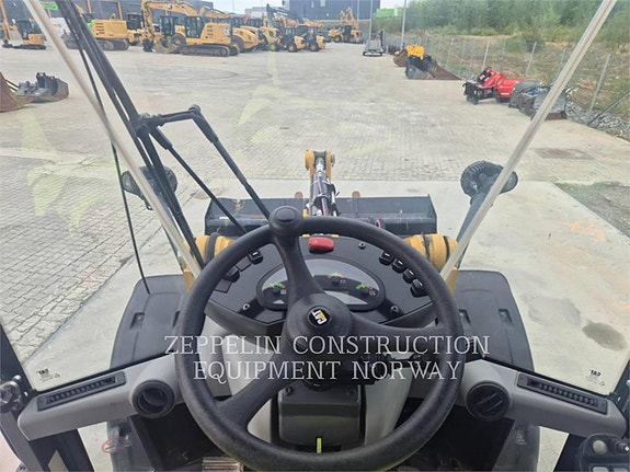 Cat 908M 12 of 16