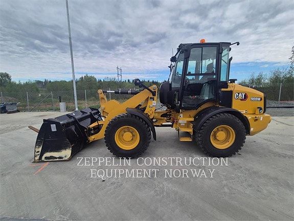 Cat 908M 11 of 16