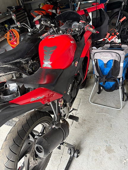 Honda CBR 125 R 3 of 5