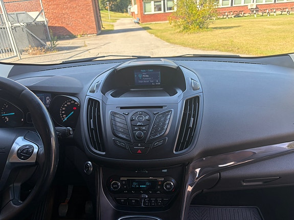 Ford Kuga 15 of 29