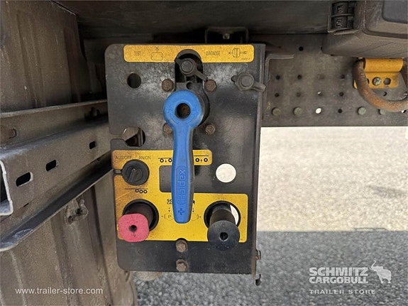 Schmitz Cargobull Reefer Multitemp 15 of 15