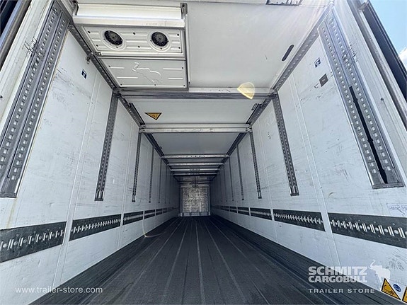 Schmitz Cargobull Reefer Multitemp 3 of 15