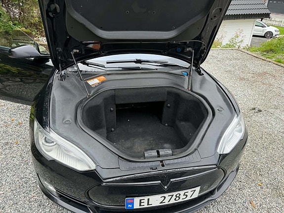 Tesla Model S 10 of 15