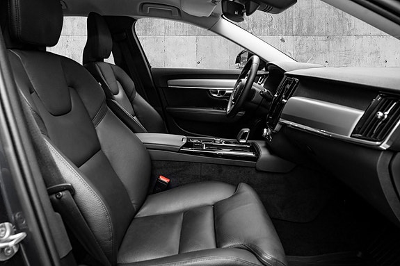 Volvo V90 12 of 29