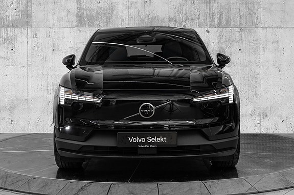 Volvo EX30 4 of 30