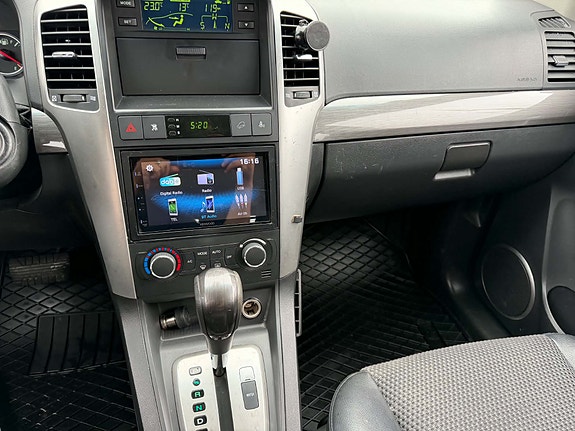 Chevrolet Captiva 24 of 30