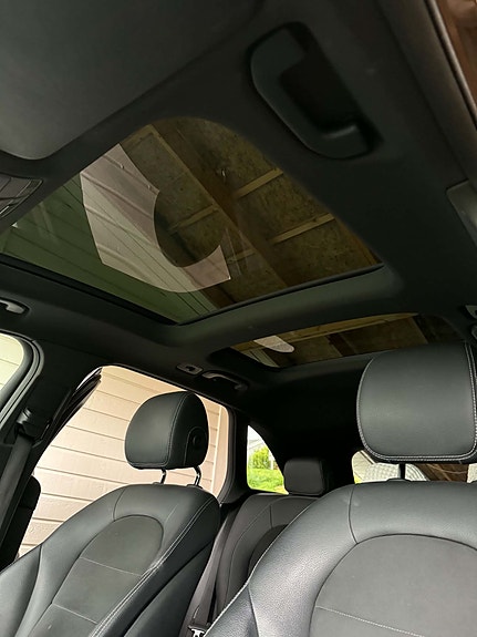 Mercedes-Benz GLC250 d 16 of 23