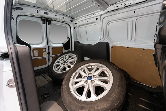 Ford Transit Connect 24 of 25