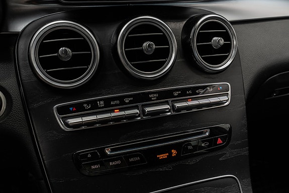 Mercedes-Benz GLC220 d 16 of 30