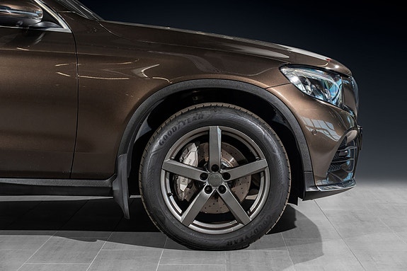 Mercedes-Benz GLC220 d 10 of 30