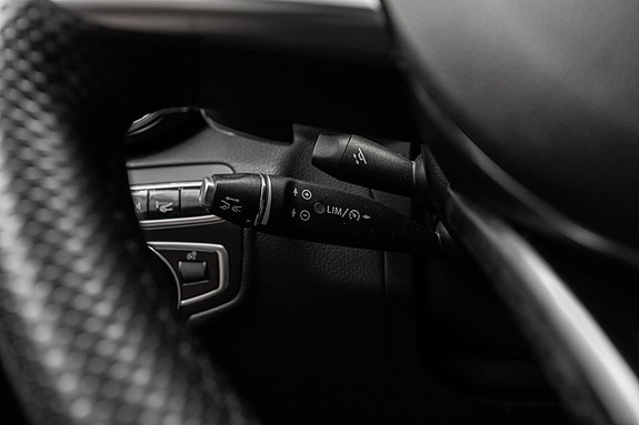 Mercedes-Benz GLC220 d 12 of 30