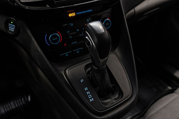 Ford Transit Connect 23 of 25