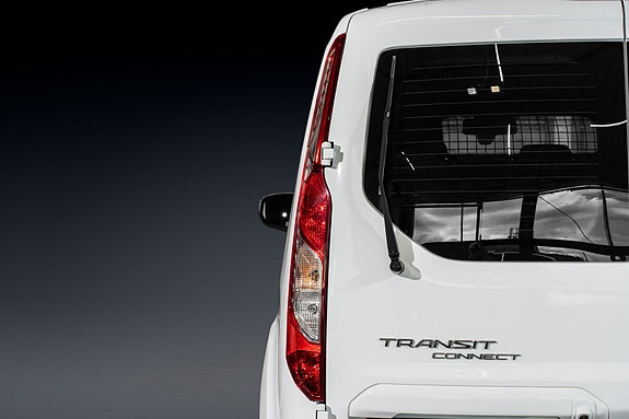 Ford Transit Connect 7 of 25