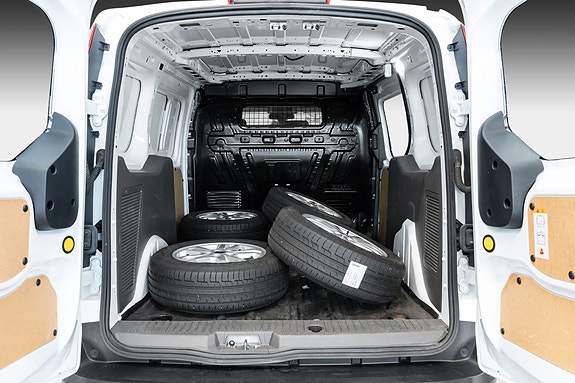 Ford Transit Connect 25 of 25