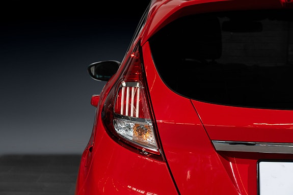 Ford Fiesta 8 of 21