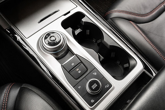 Ford Explorer 17 of 30