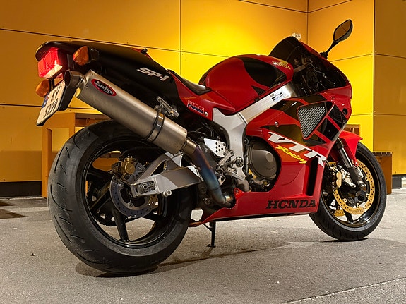 Honda VTR 1000 SP1 3 of 12