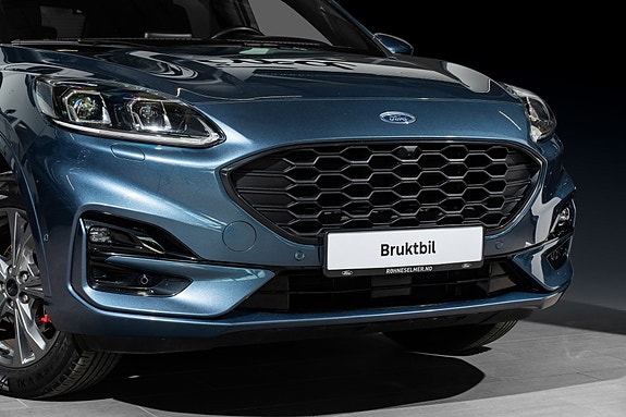 Ford Kuga 2 of 29