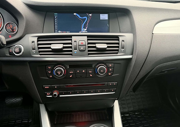 BMW X3 21 of 30