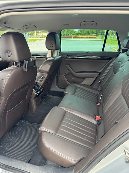 Skoda Superb 13 of 30