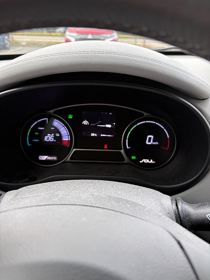 Kia Soul 2 of 4