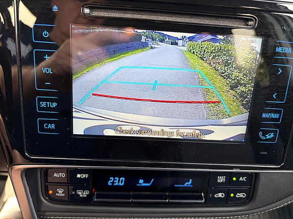 Toyota Auris 19 of 25