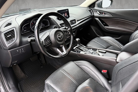 Mazda 3 29 of 30