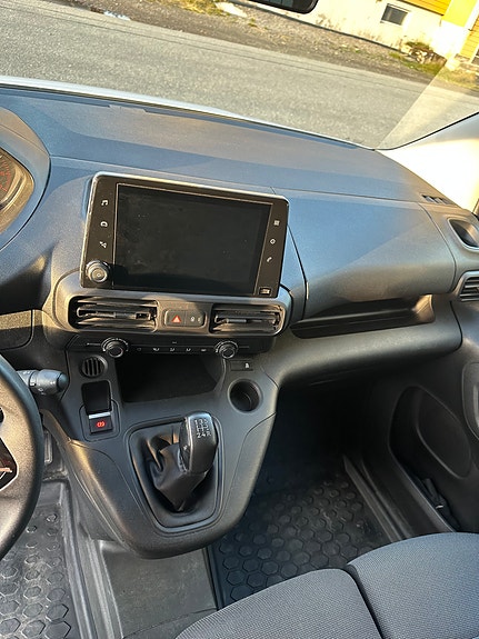 Peugeot Partner 18 of 29