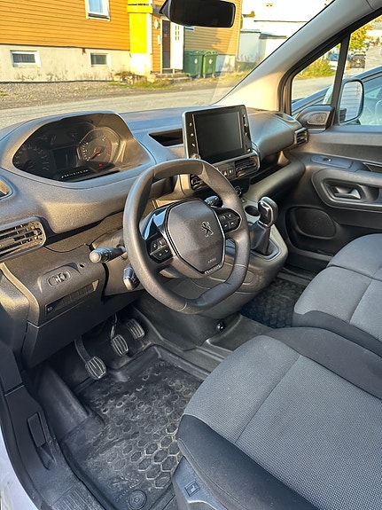 Peugeot Partner 17 of 29