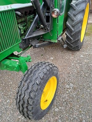 John Deere 2030 6 of 9