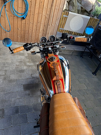 Royal Enfield Interceptor 650 16 of 16