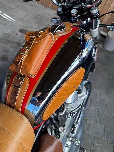 Royal Enfield Interceptor 650 15 of 16
