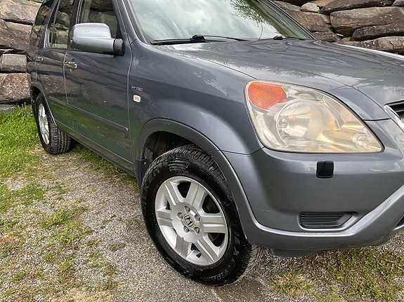 Honda CR-V 30 of 30
