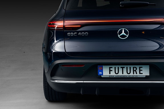 Mercedes-Benz EQC400 7 of 30