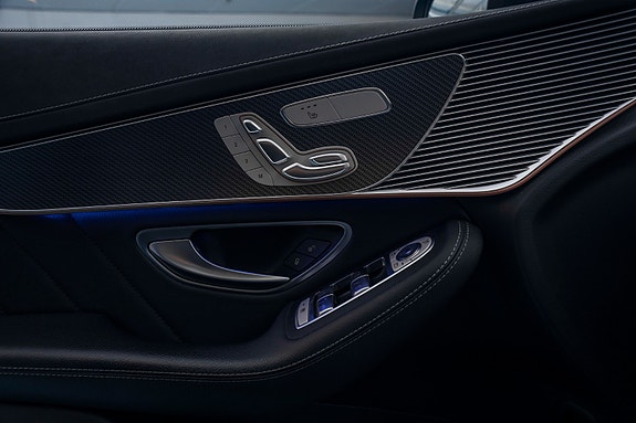 Mercedes-Benz EQC400 19 of 30