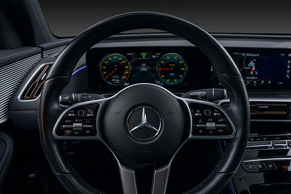 Mercedes-Benz EQC400 11 of 30