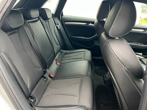 Audi A3 9 of 13