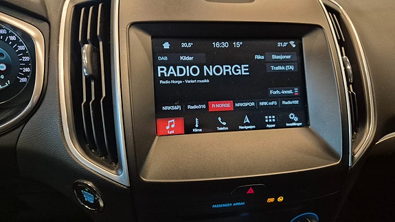 Ford S-MAX 13 of 26