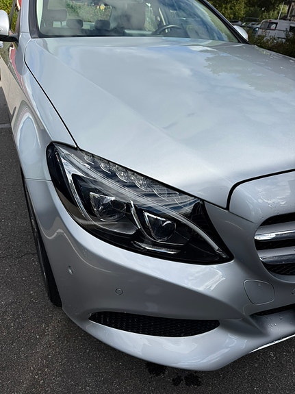 Mercedes-Benz C200 5 of 9