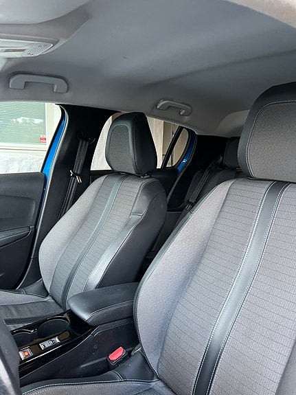 Peugeot 208 9 of 17