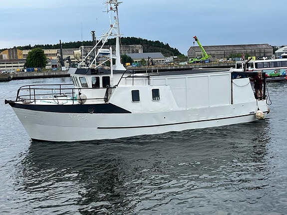 Fosnavåg 44 fot ombygget til husbåt - Skipsreg 2 of 9
