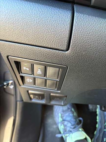 Toyota HiLux 15 of 18