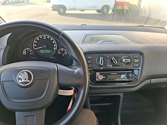 Skoda Citigo 14 of 16