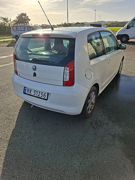 Skoda Citigo 5 of 16