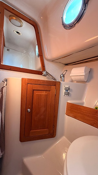 Askeladden 805 Commuter – 320 hk Cummins diesel – rå helårs-/allværsbåt 17 of 27