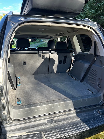 Toyota Land Cruiser 6 of 12