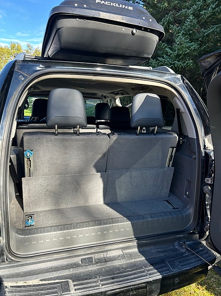 Toyota Land Cruiser 5 of 12