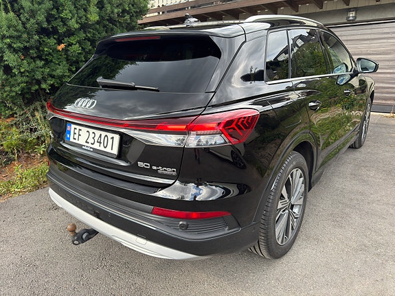 Audi Q4 e-tron 3 of 11