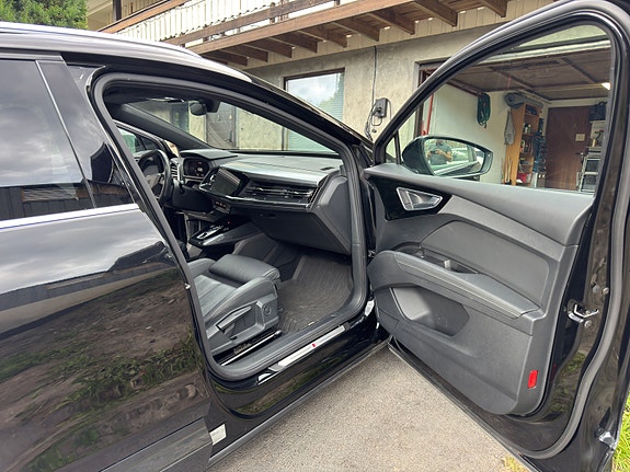 Audi Q4 e-tron 10 of 11